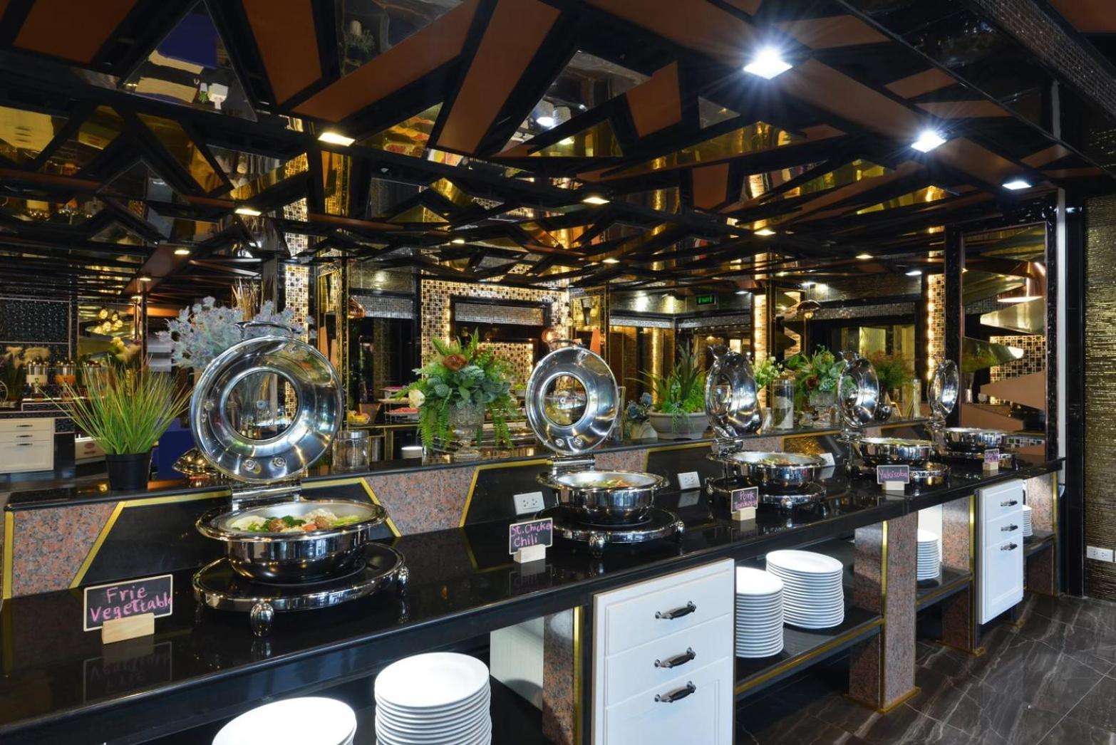 The Breton Hotel Media Bangkok Exterior foto